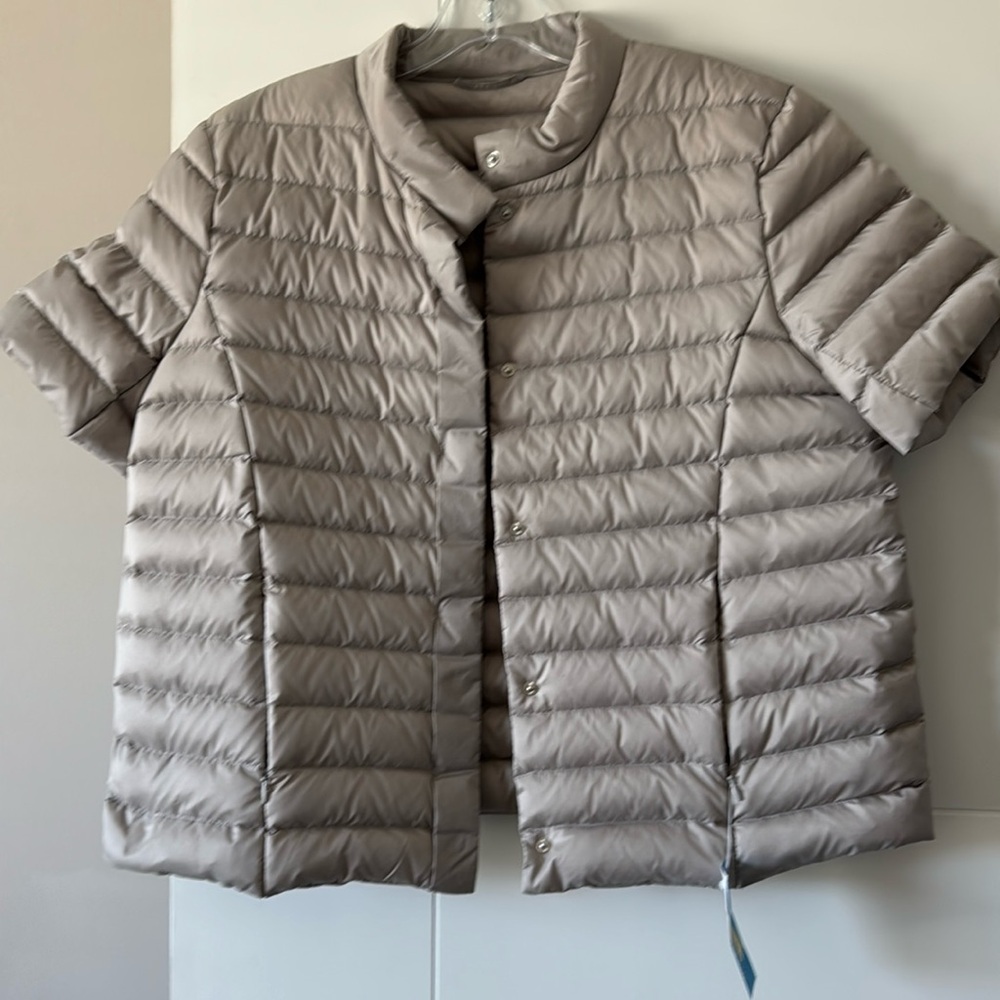 JMclaughlin silver short sleeve vest new with tags.